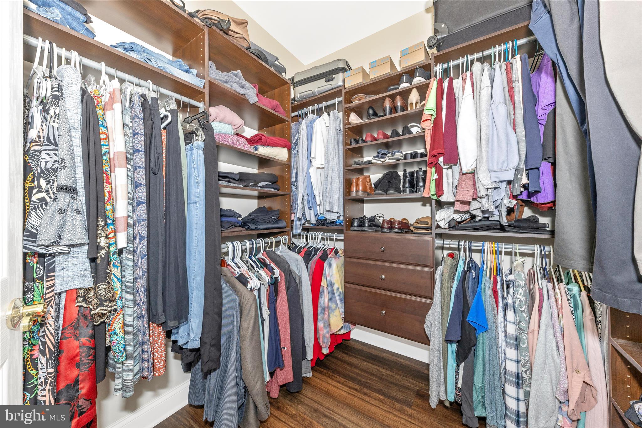 WORMANS MILL - Residential