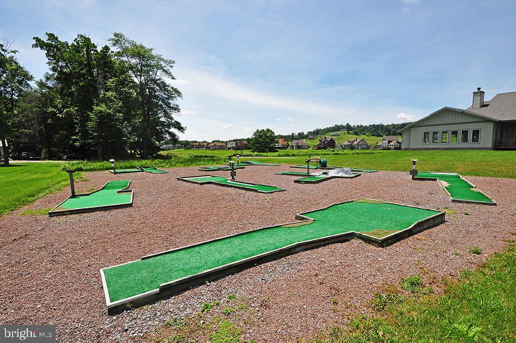 WATERFRONT GREENS - Residential