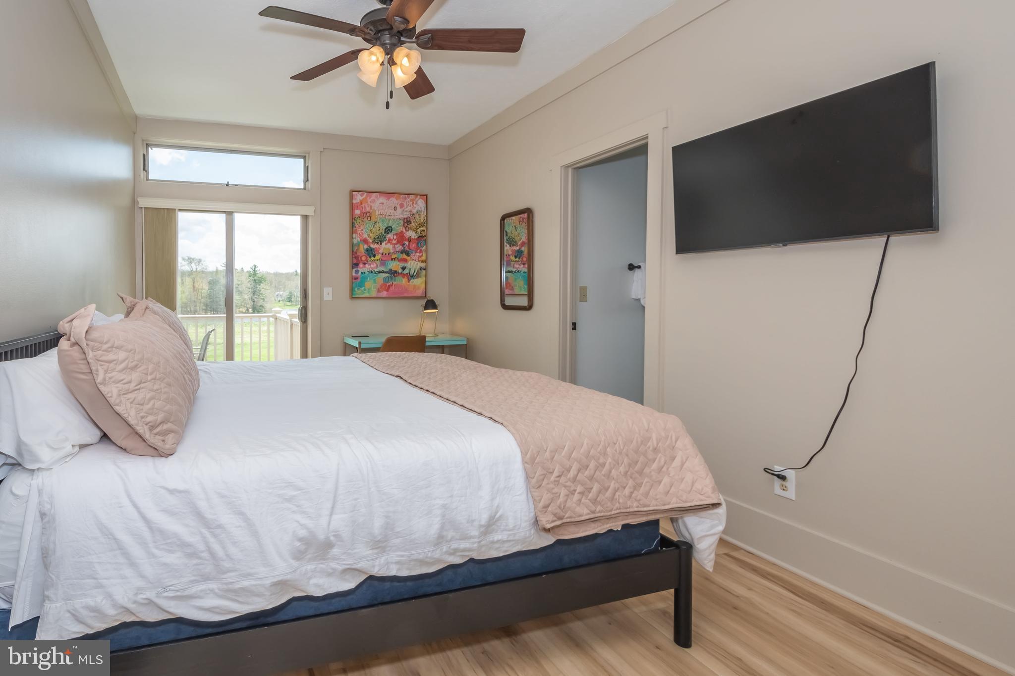 WATERFRONT GREENS - Residential