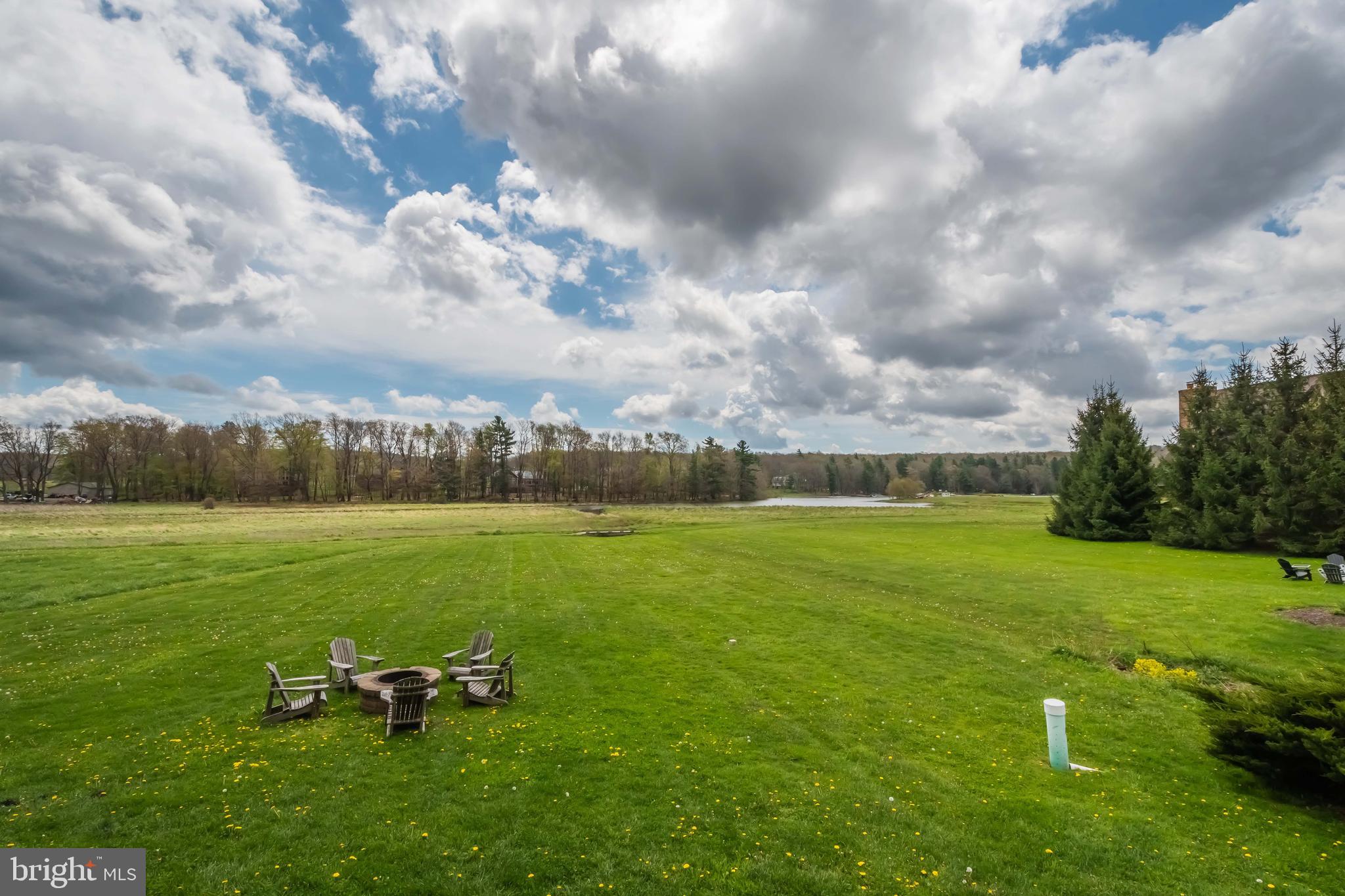 WATERFRONT GREENS - Residential