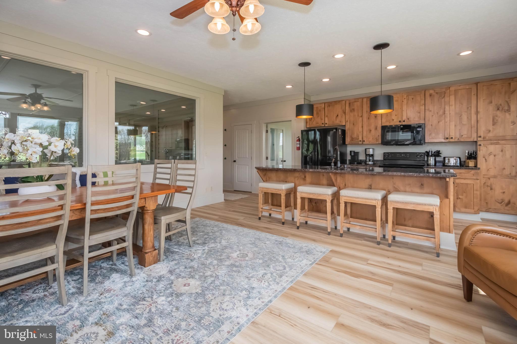 WATERFRONT GREENS - Residential