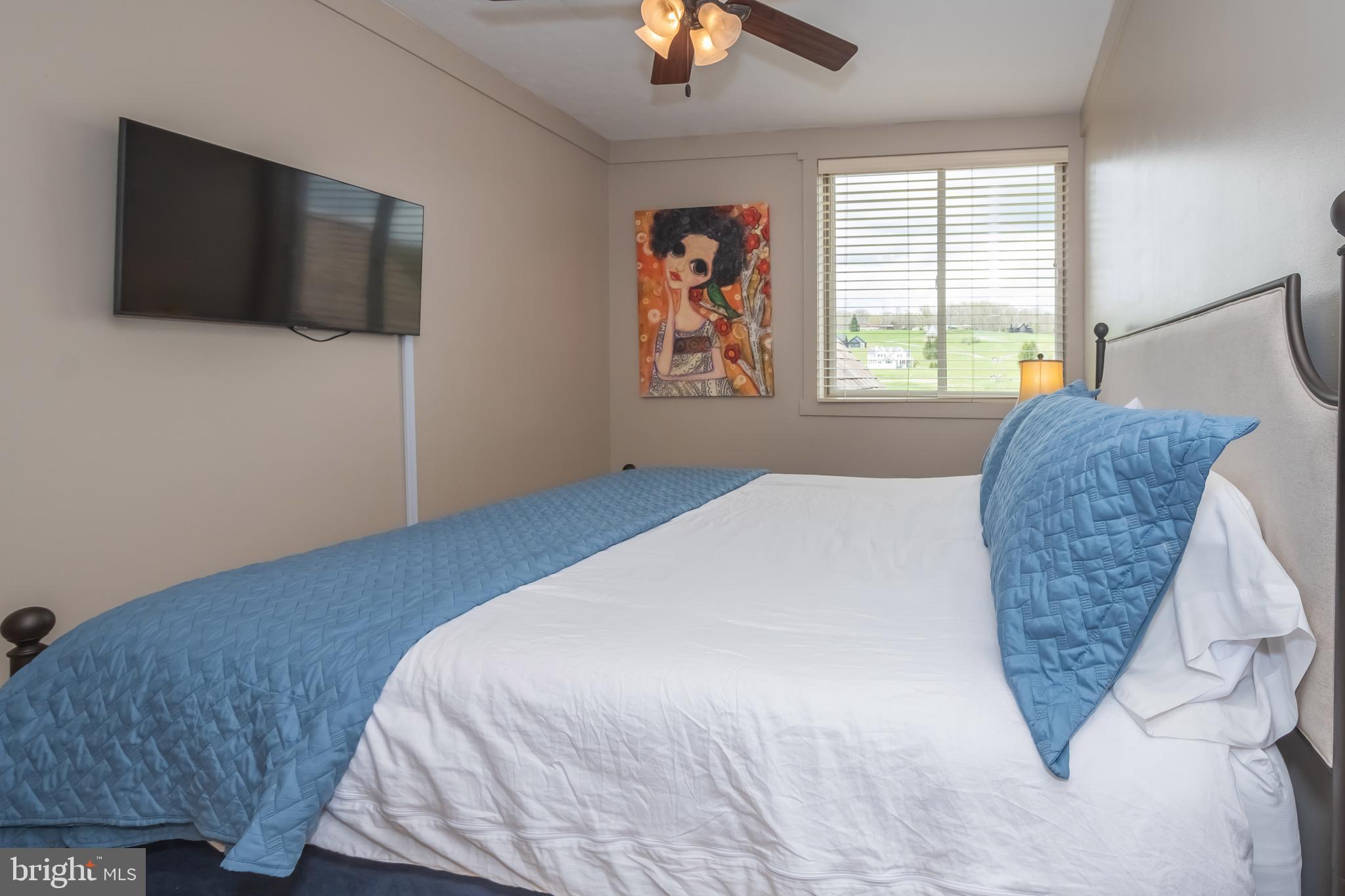 WATERFRONT GREENS - Residential