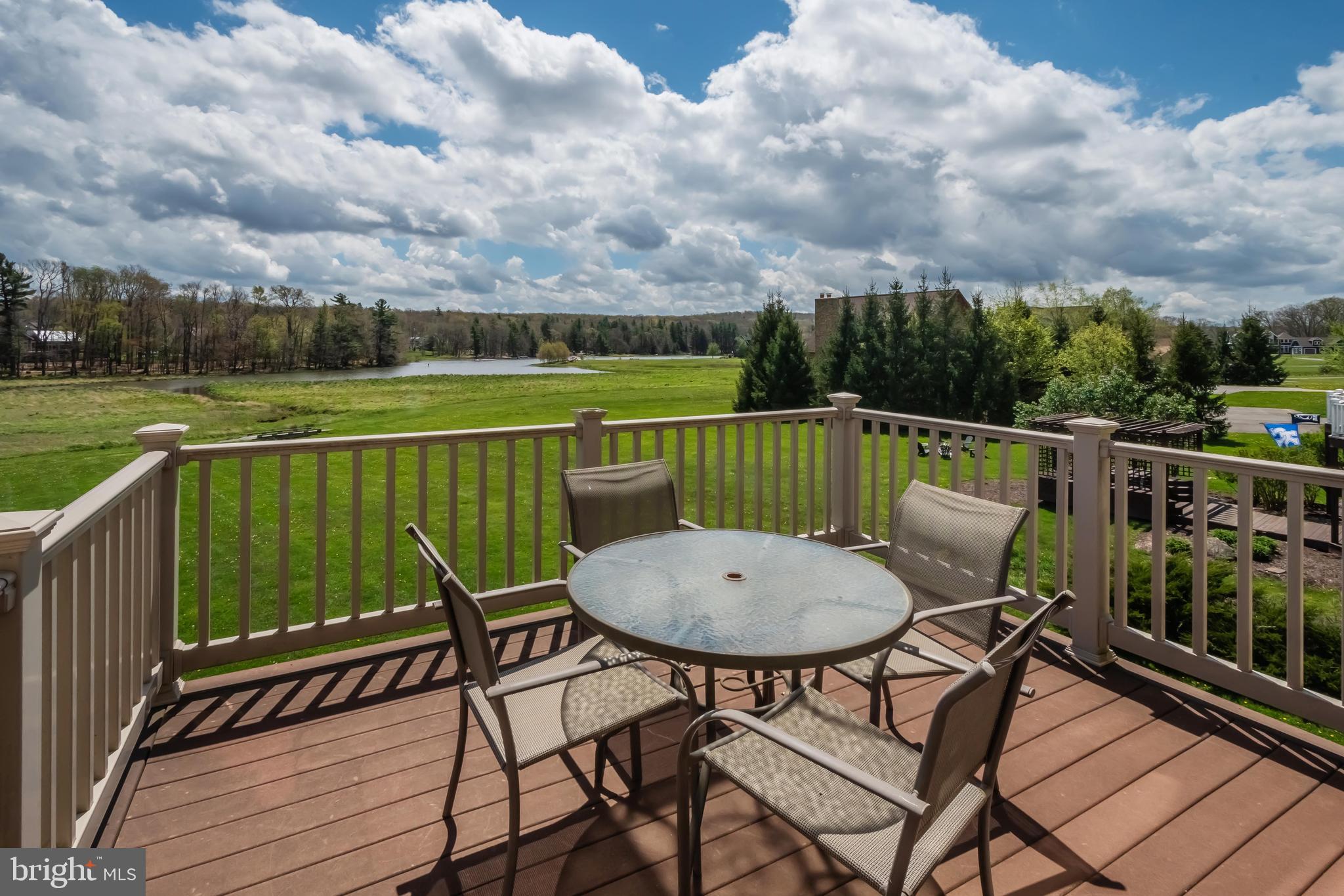 WATERFRONT GREENS - Residential