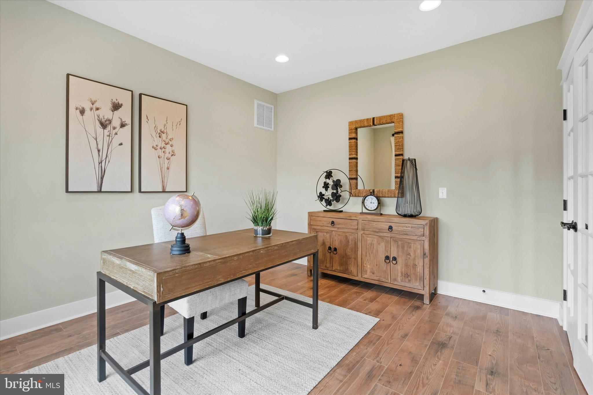 RIVER RUN - Residential