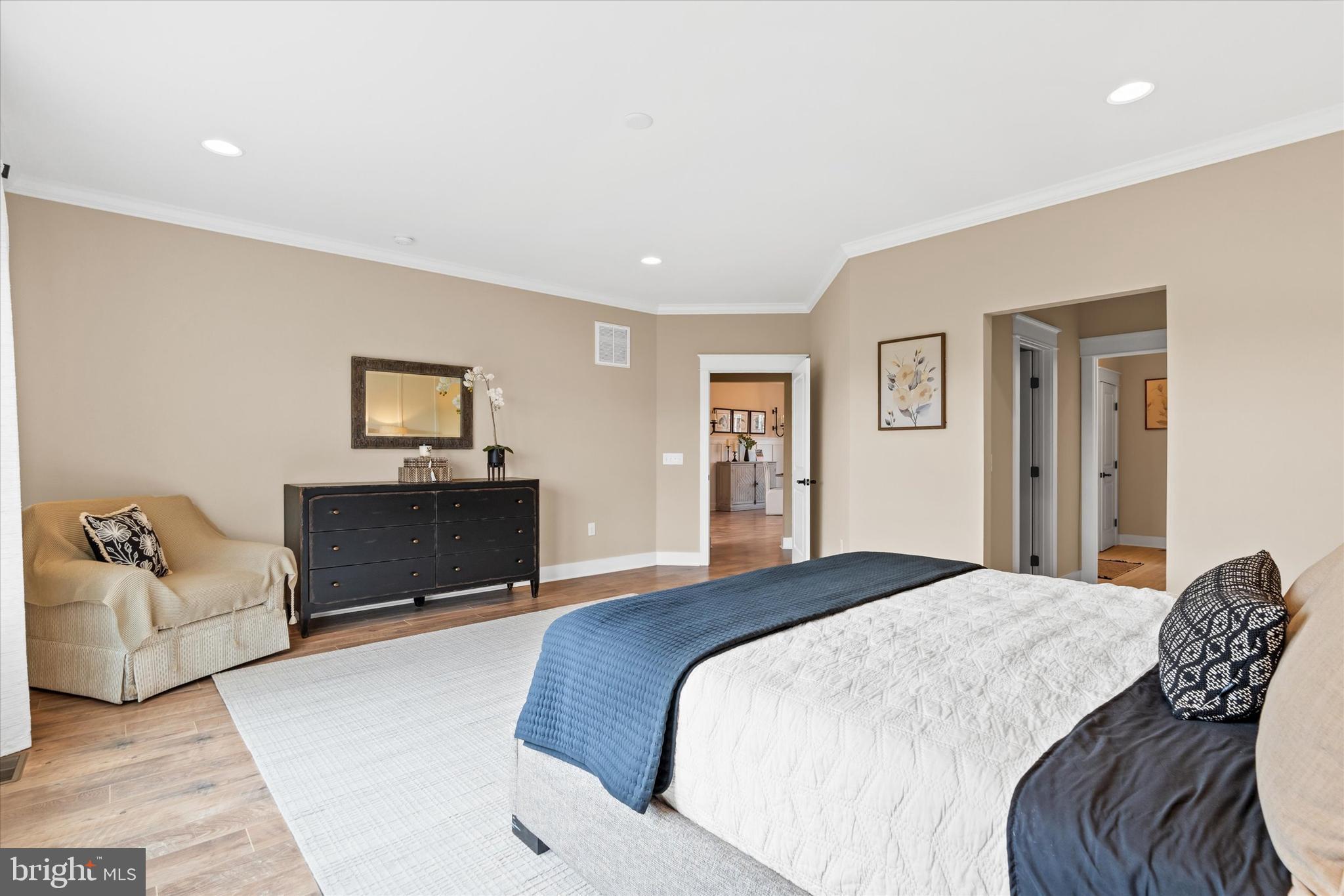 RIVER RUN - Residential