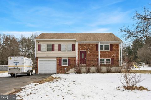 Homes For Sale - 47 Rawlings Drive<br/> BEAR, DE 19701