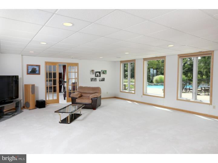 MERRICK FARM - Residential