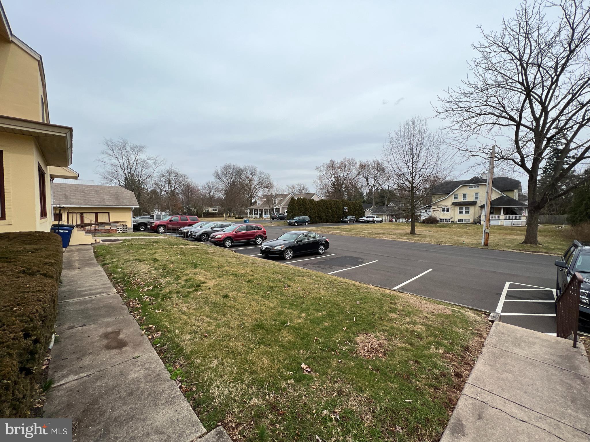 1411 WELSH ROAD UNIT - B