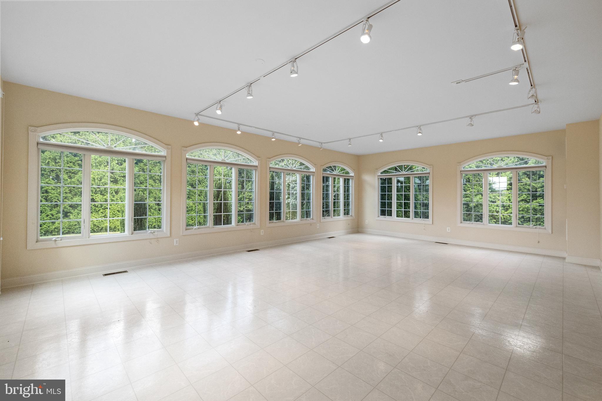 FAWN MEADOW - Residential