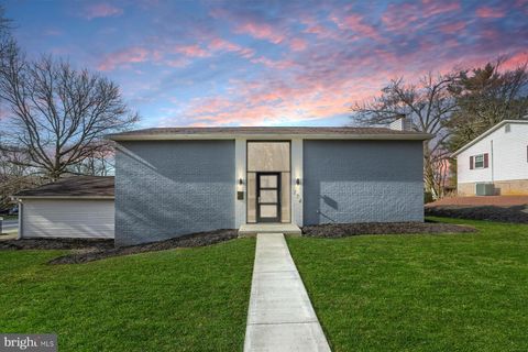 Photo of 174 S 11TH ST, COLUMBIA, PA 17512 (MLS # PALA2031812)