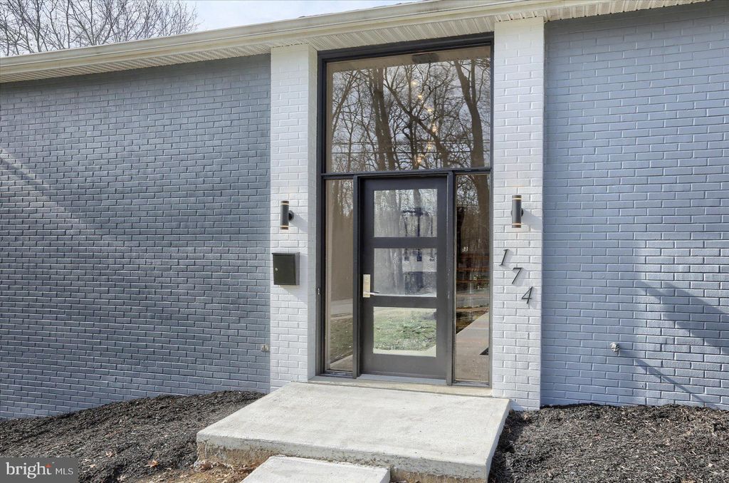 Photo of 174 S 11TH ST, COLUMBIA, PA 17512 (MLS # PALA2031812)