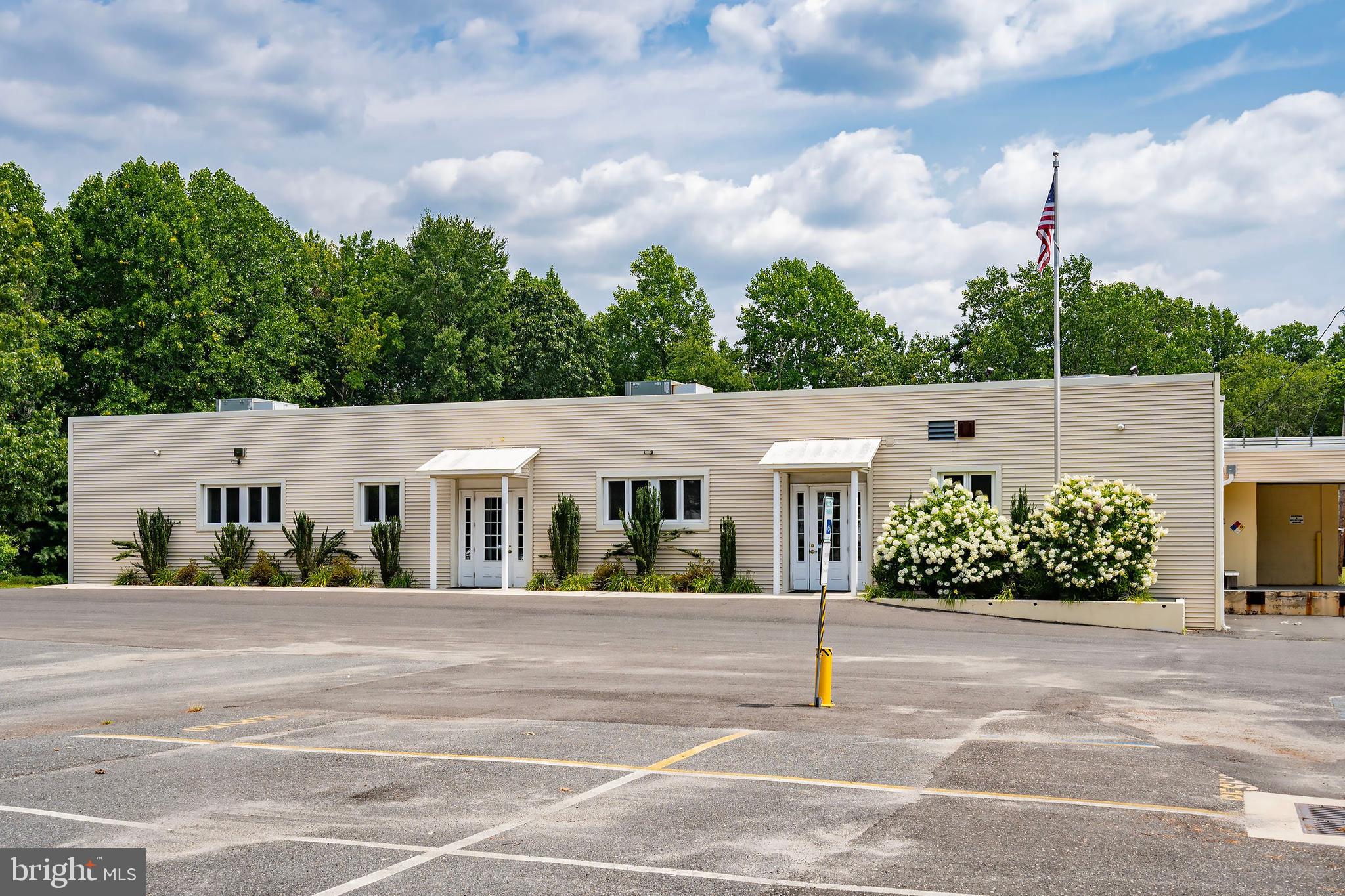 360 FAIRVIEW AVENUE