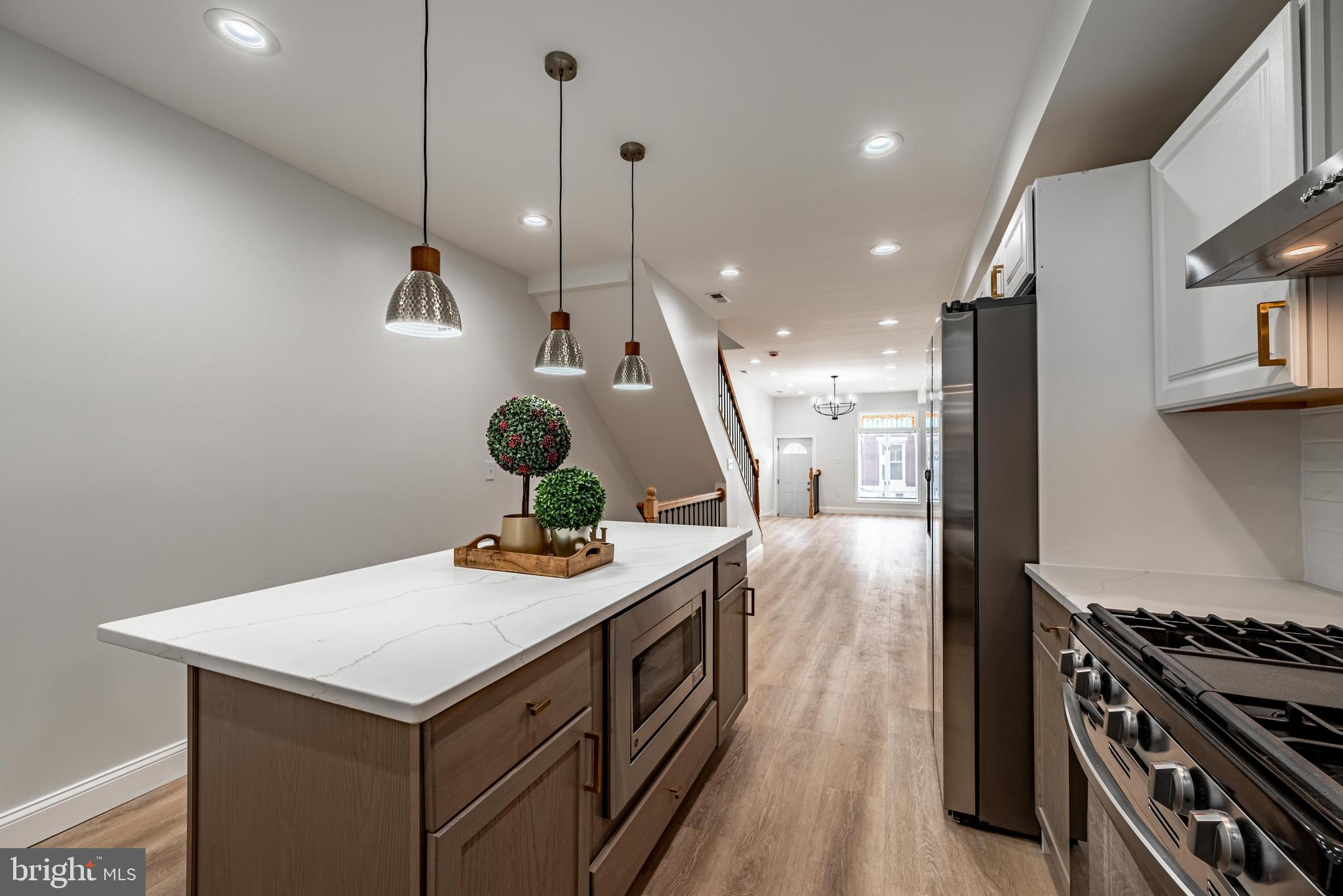 HIGHLANDTOWN - Residential