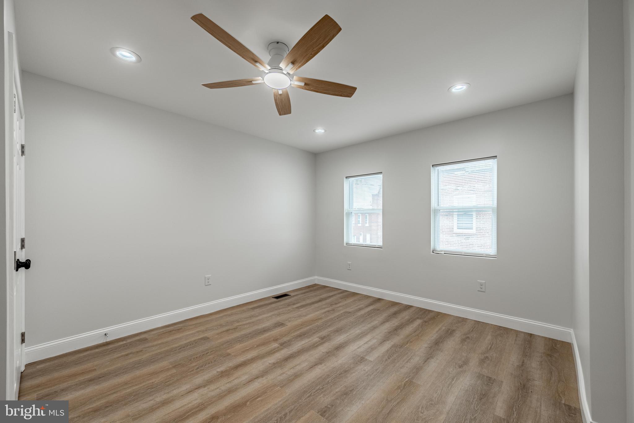 HIGHLANDTOWN - Residential