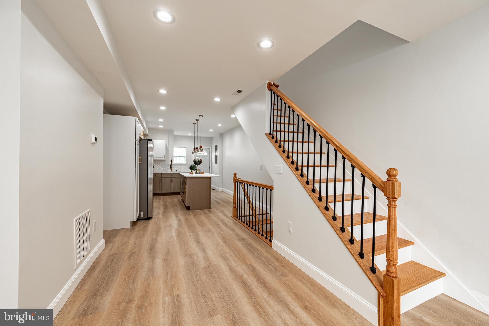 HIGHLANDTOWN - Residential