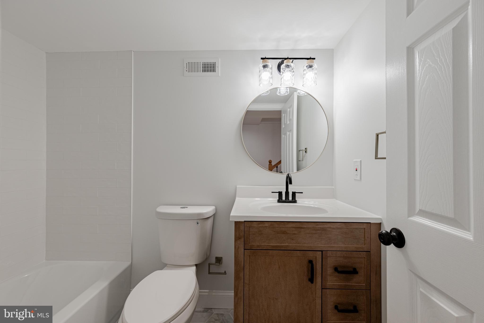 HIGHLANDTOWN - Residential