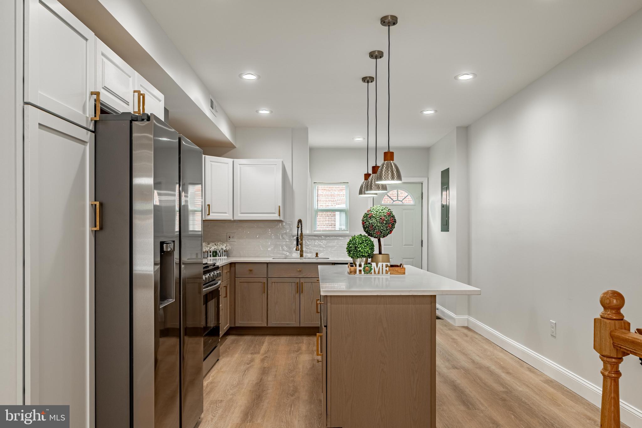 HIGHLANDTOWN - Residential