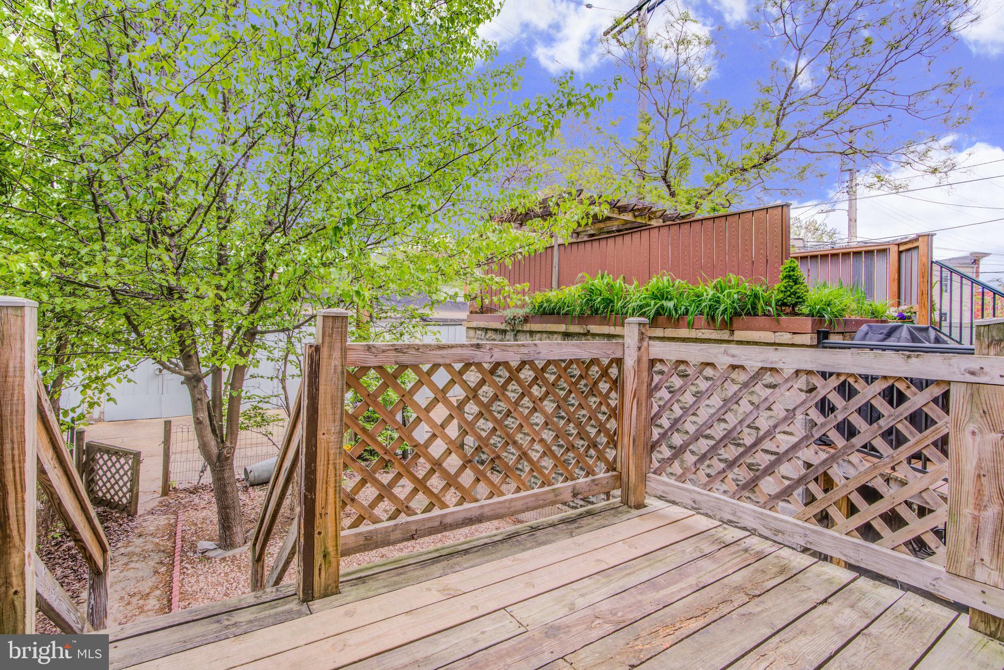 CHARLES VILLAGE - Residential