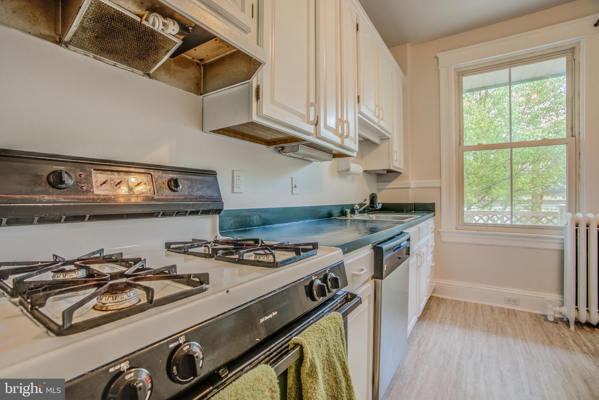 CHARLES VILLAGE - Residential