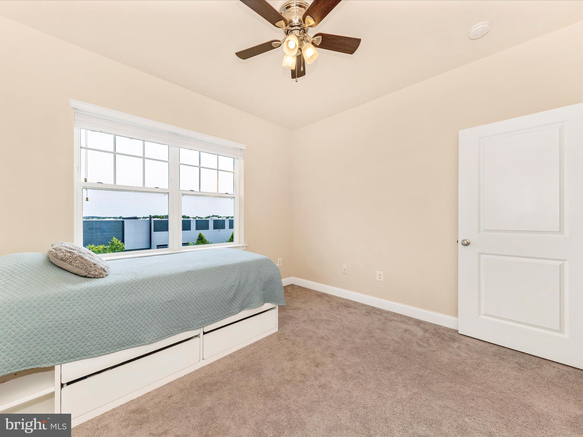 WESTVIEW SOUTH - Residential