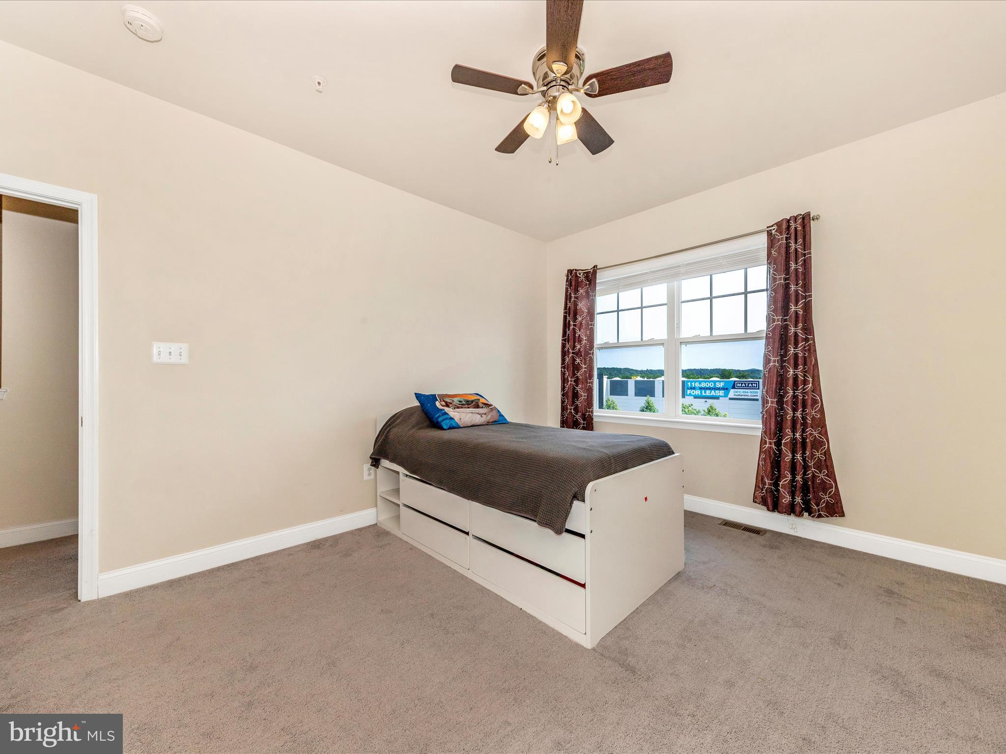 WESTVIEW SOUTH - Residential