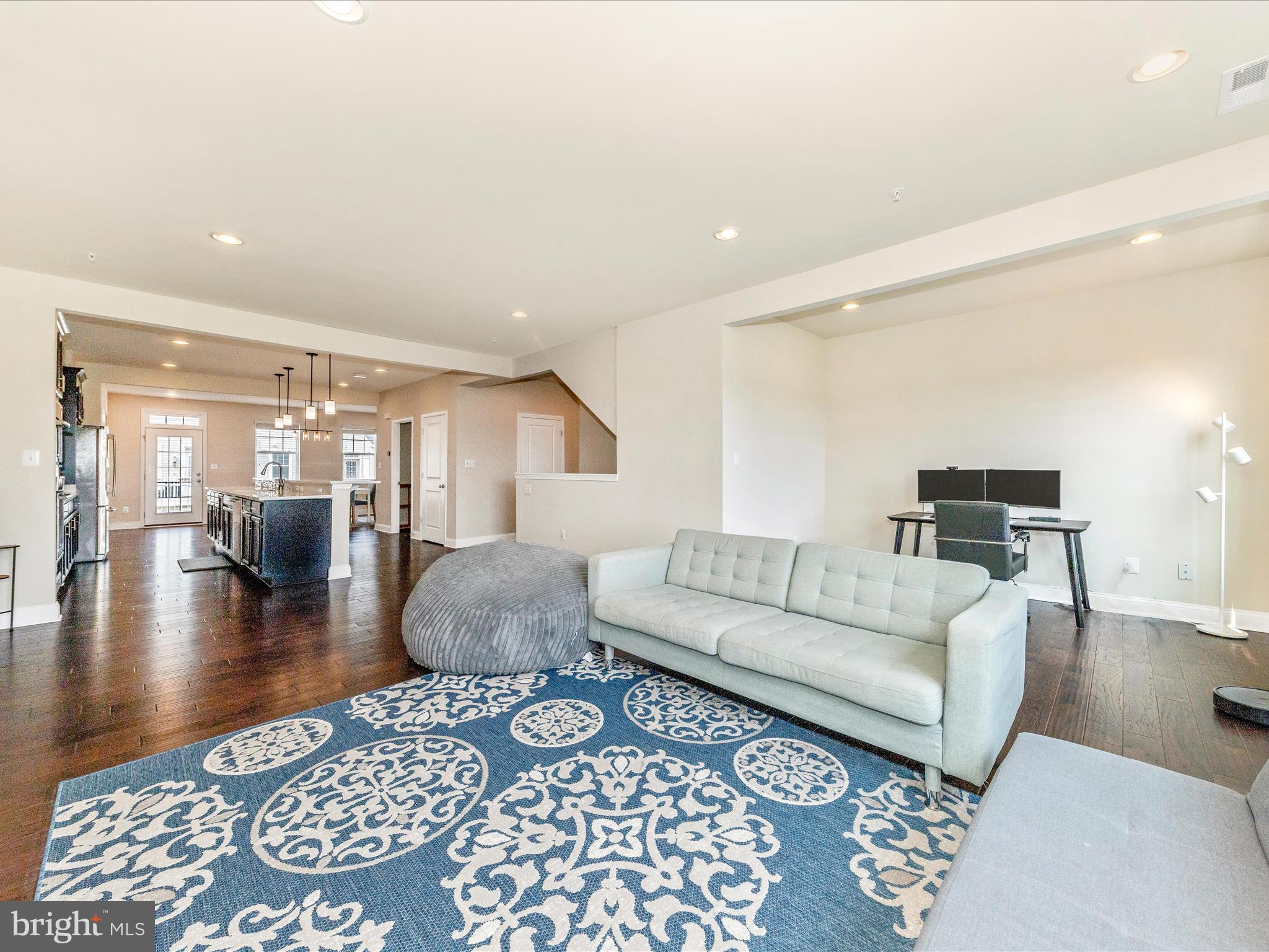 WESTVIEW SOUTH - Residential