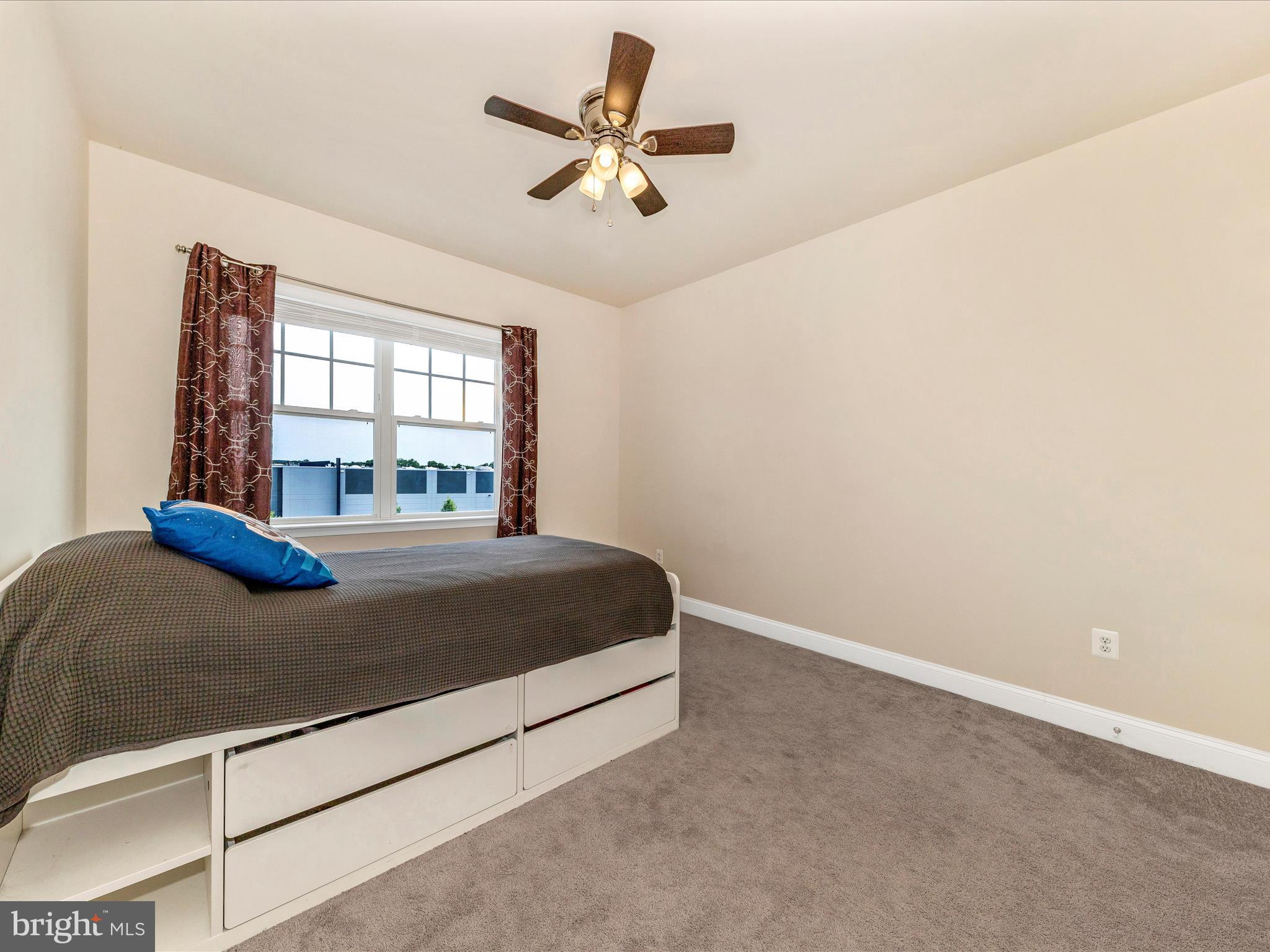 WESTVIEW SOUTH - Residential