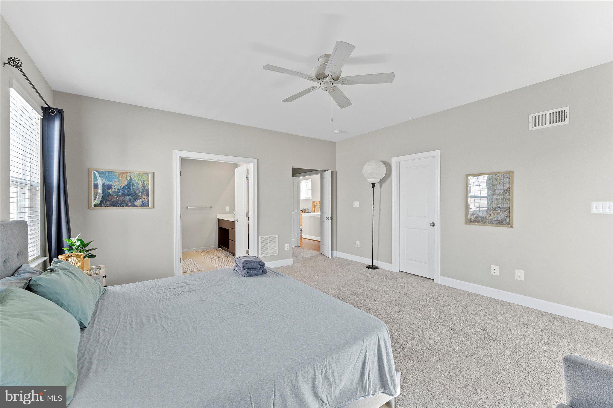 ONE LOUDOUN LANDBAY C - Residential