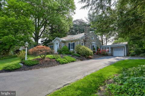 Photo of 409 ATKINS AVE, LANCASTER, PA 17603 (MLS # PALA2035390)
