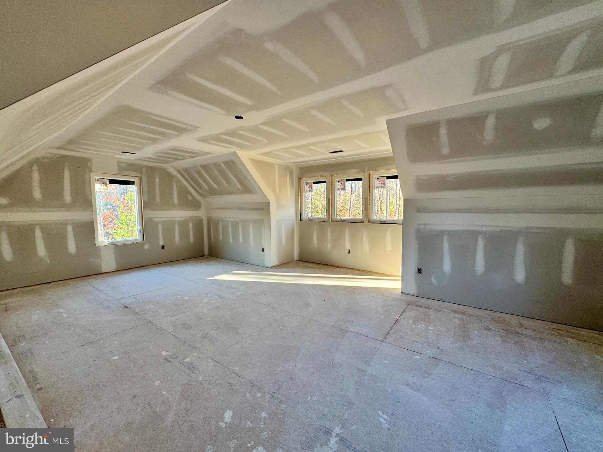 NOAH'S LANDING - Residential