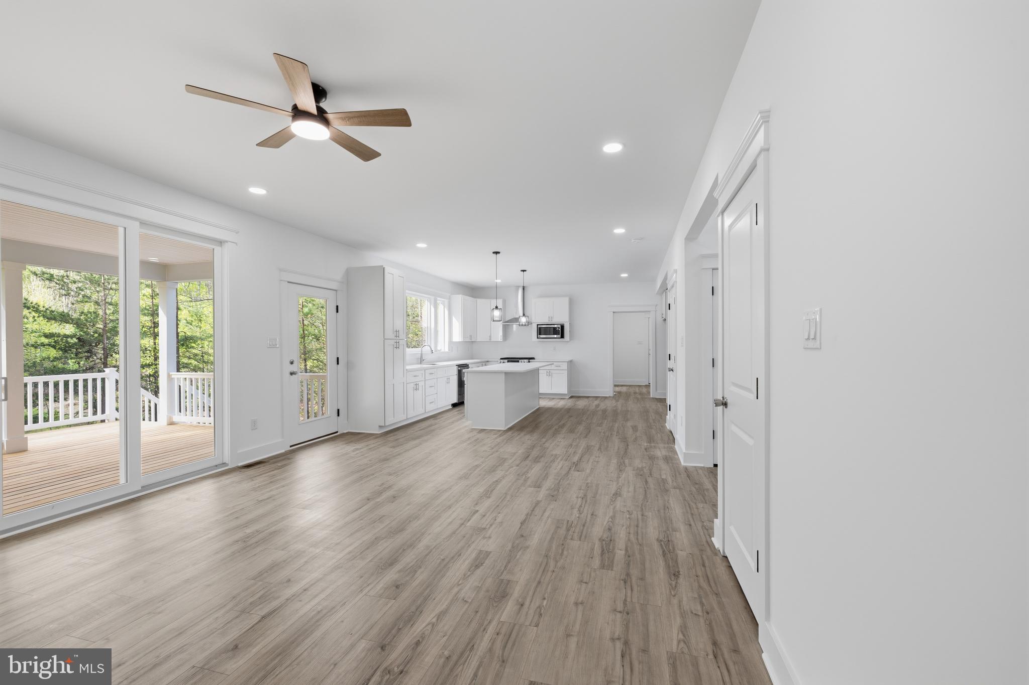 NOAH'S LANDING - Residential