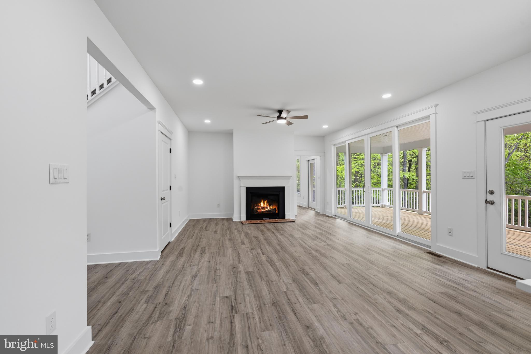 NOAH'S LANDING - Residential