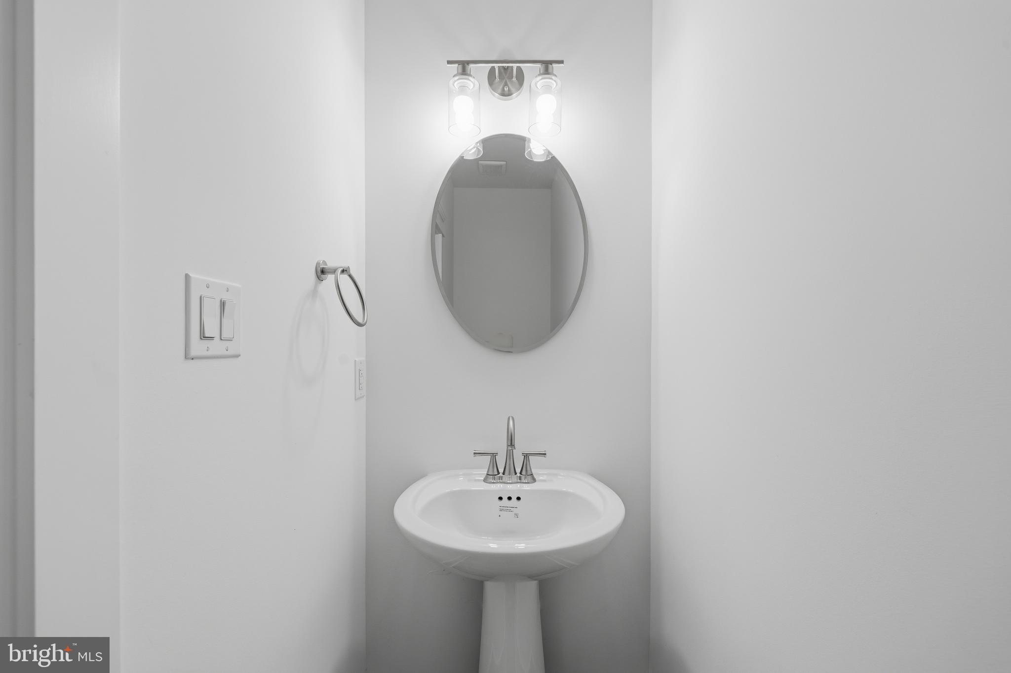 NOAH'S LANDING - Residential