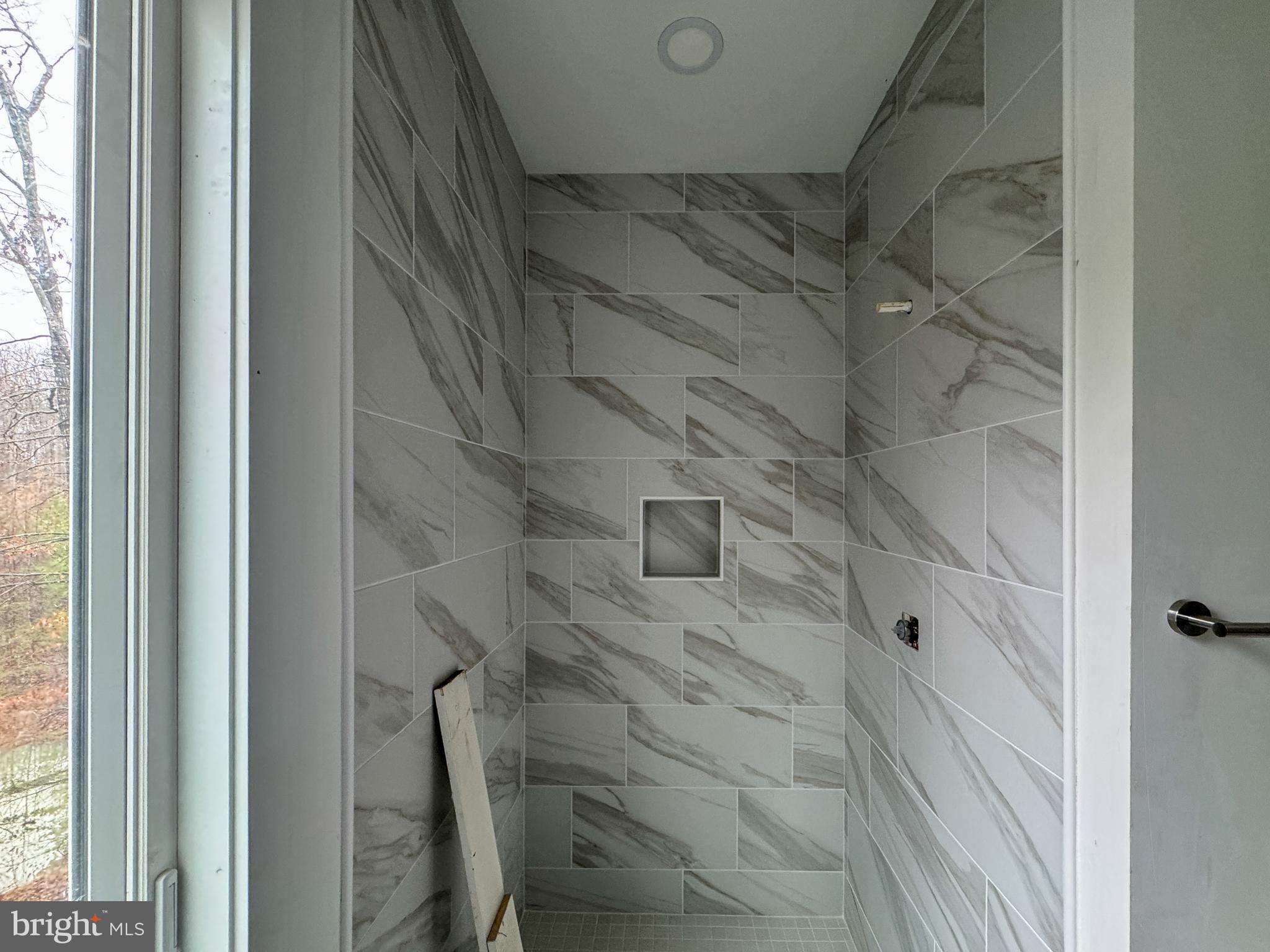 NOAH'S LANDING - Residential