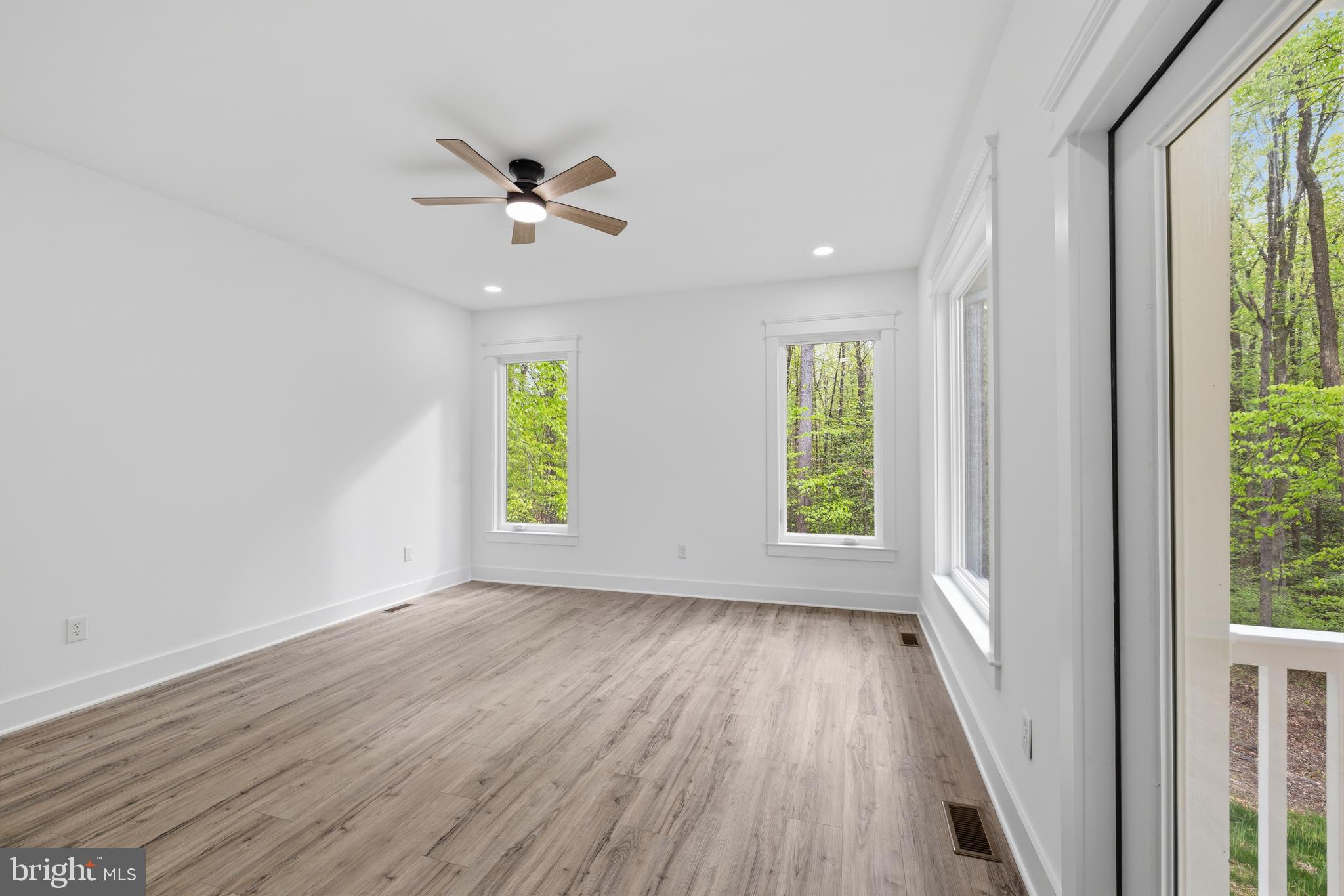 NOAH'S LANDING - Residential