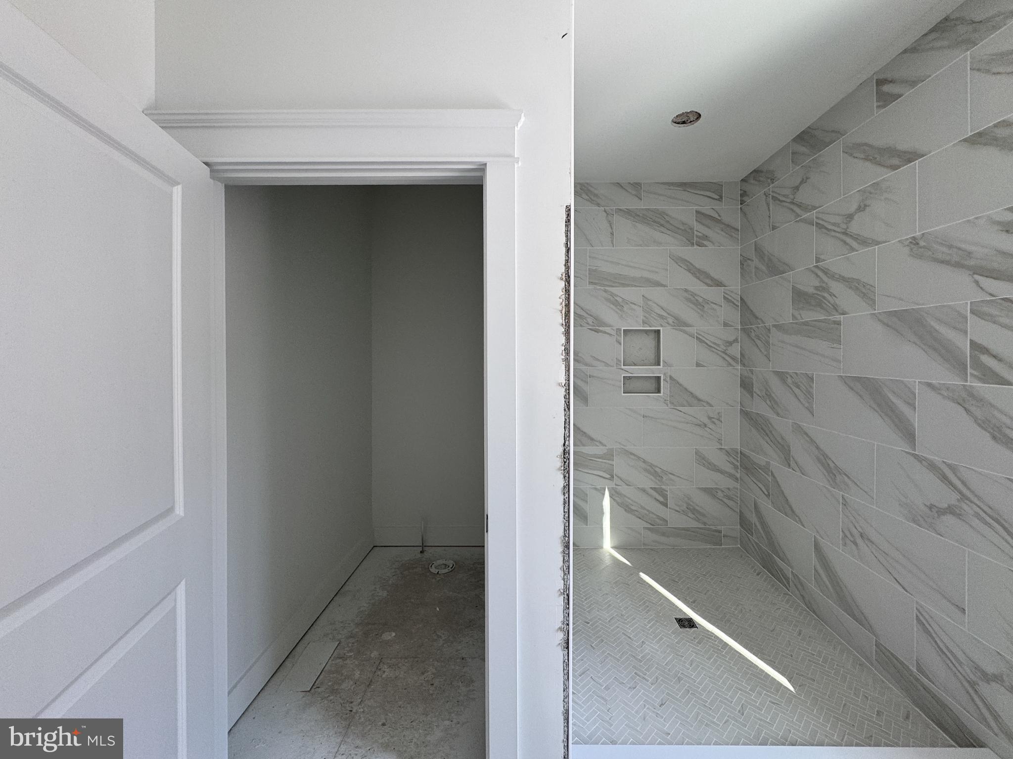 NOAH'S LANDING - Residential