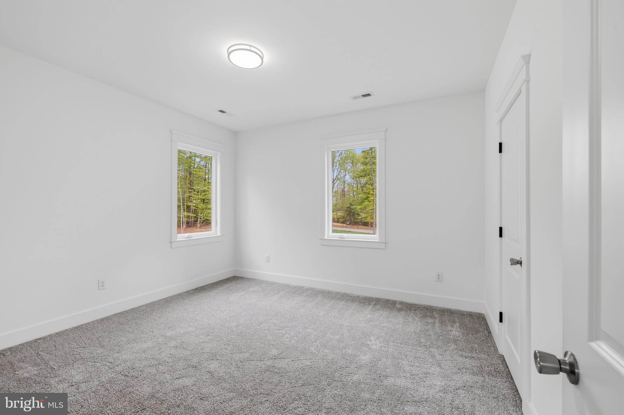 NOAH'S LANDING - Residential