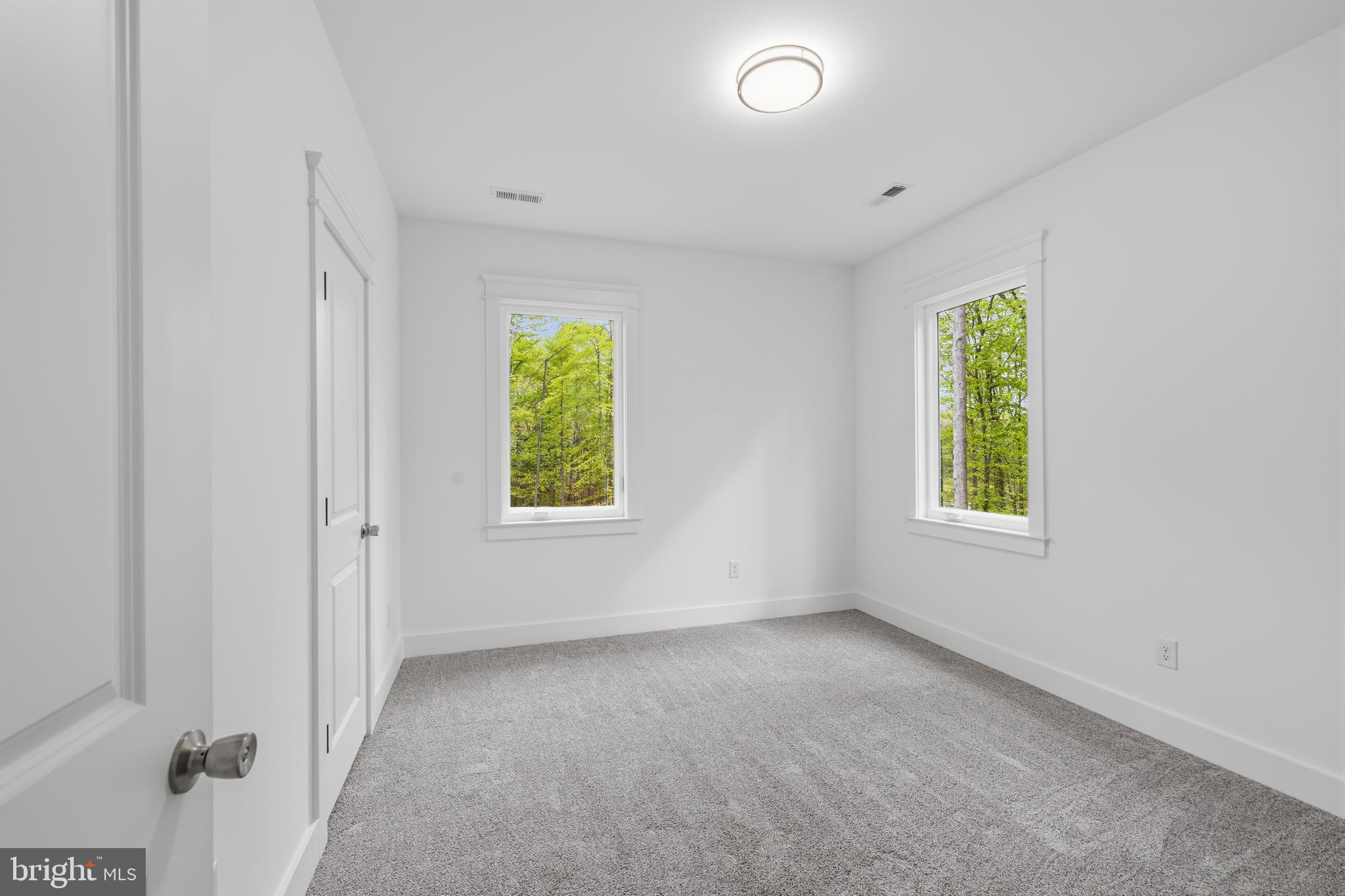 NOAH'S LANDING - Residential