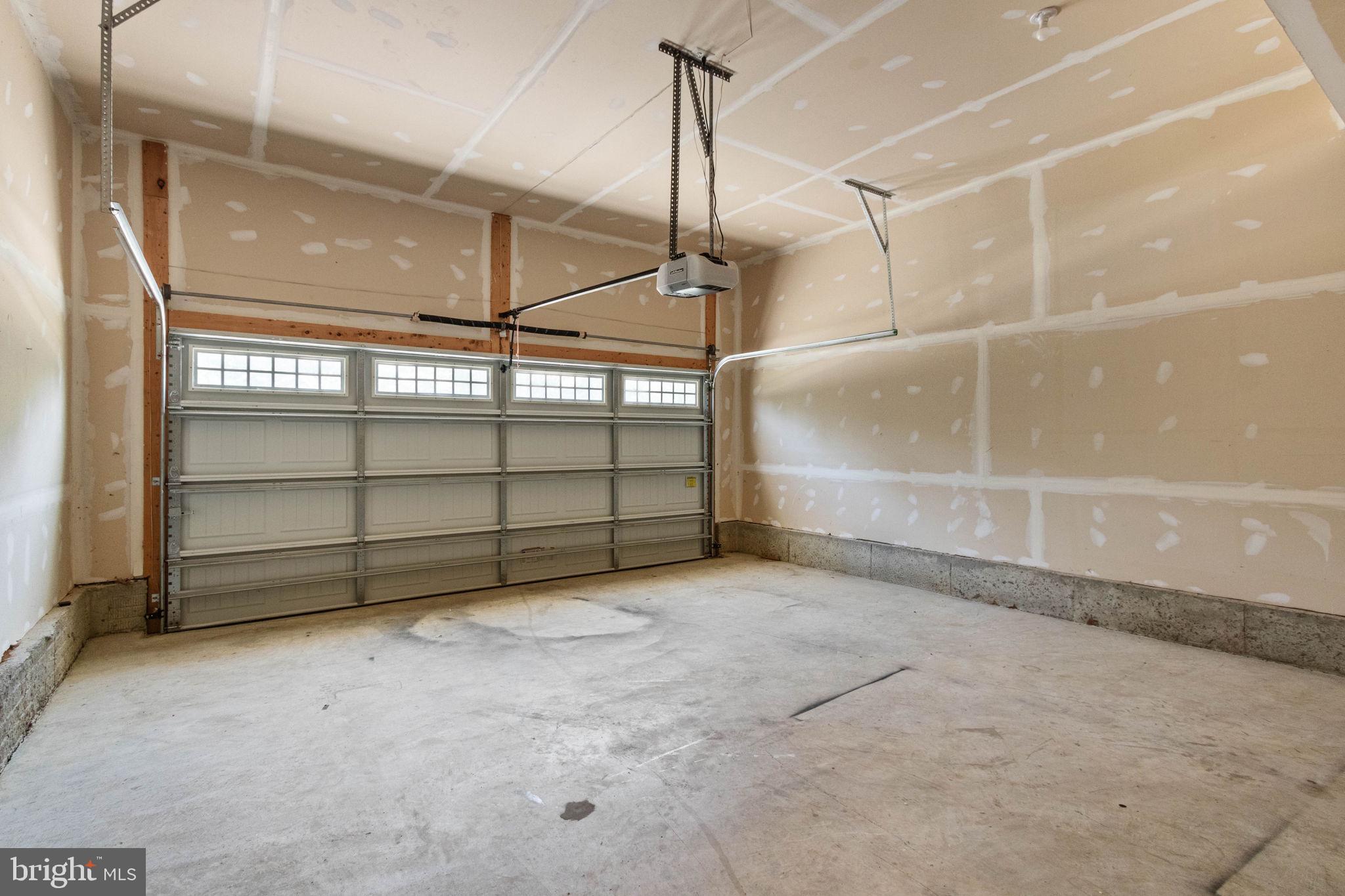 BROOKE VILLAGE - Residential