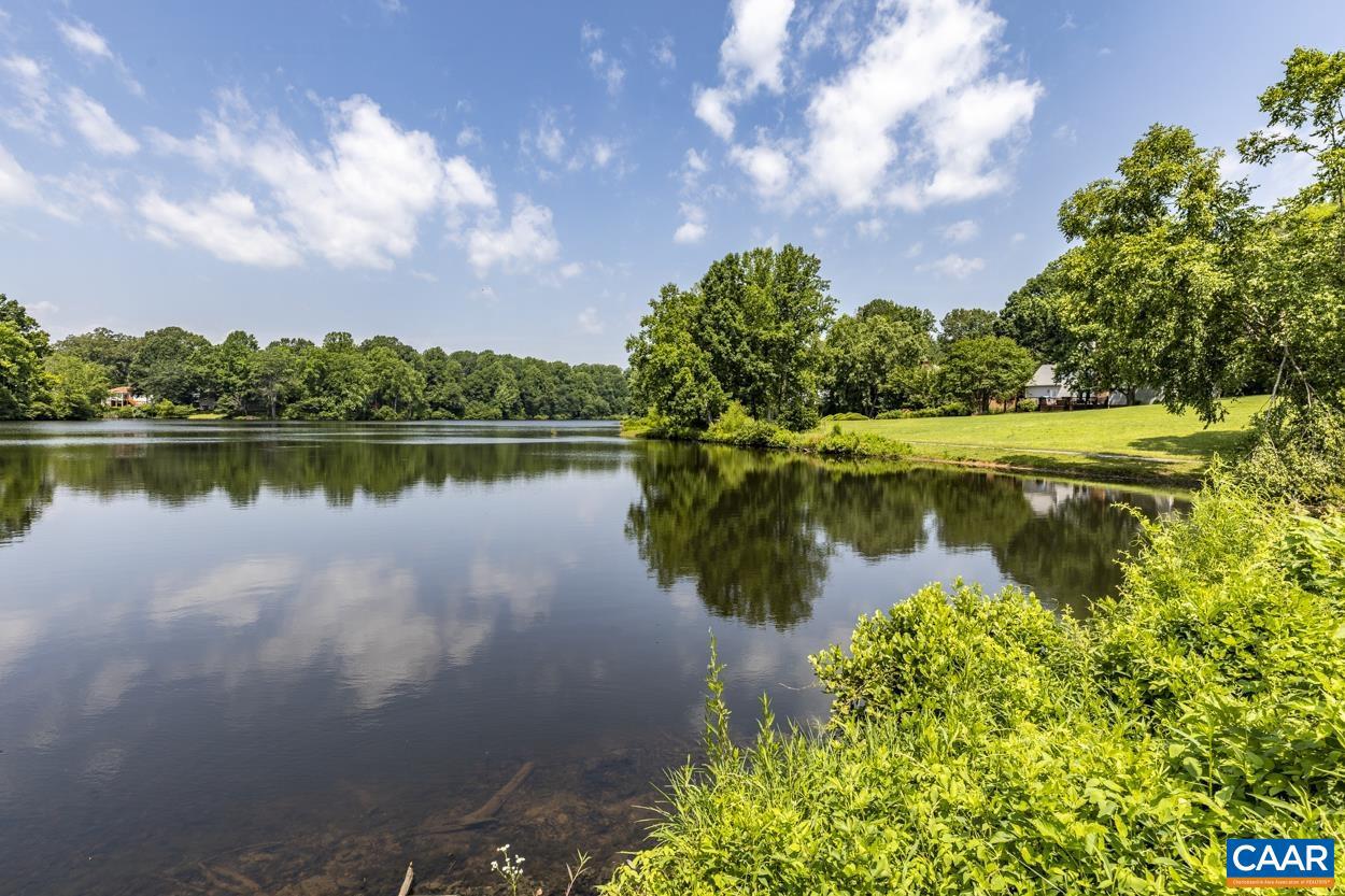 HOLLYMEAD - Residential