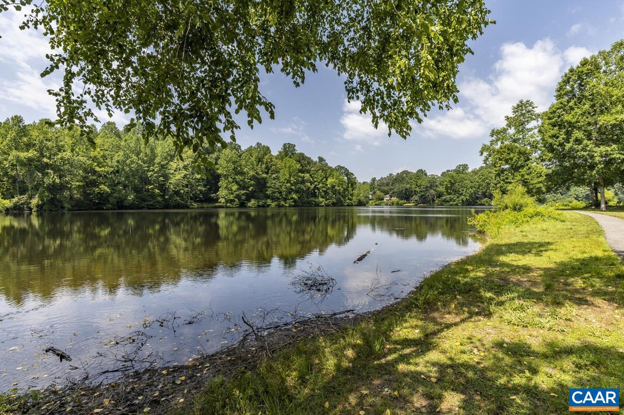 HOLLYMEAD - Residential