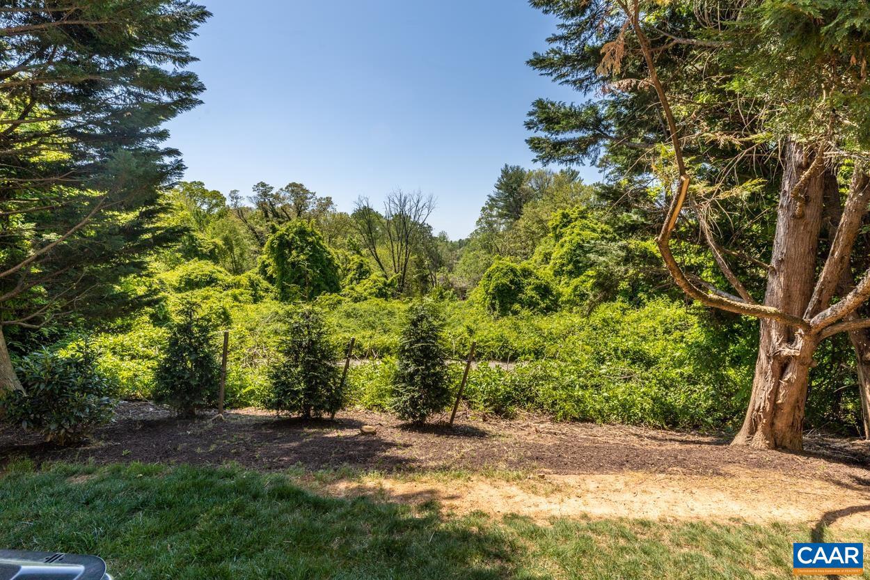 HOLLYMEAD - Residential