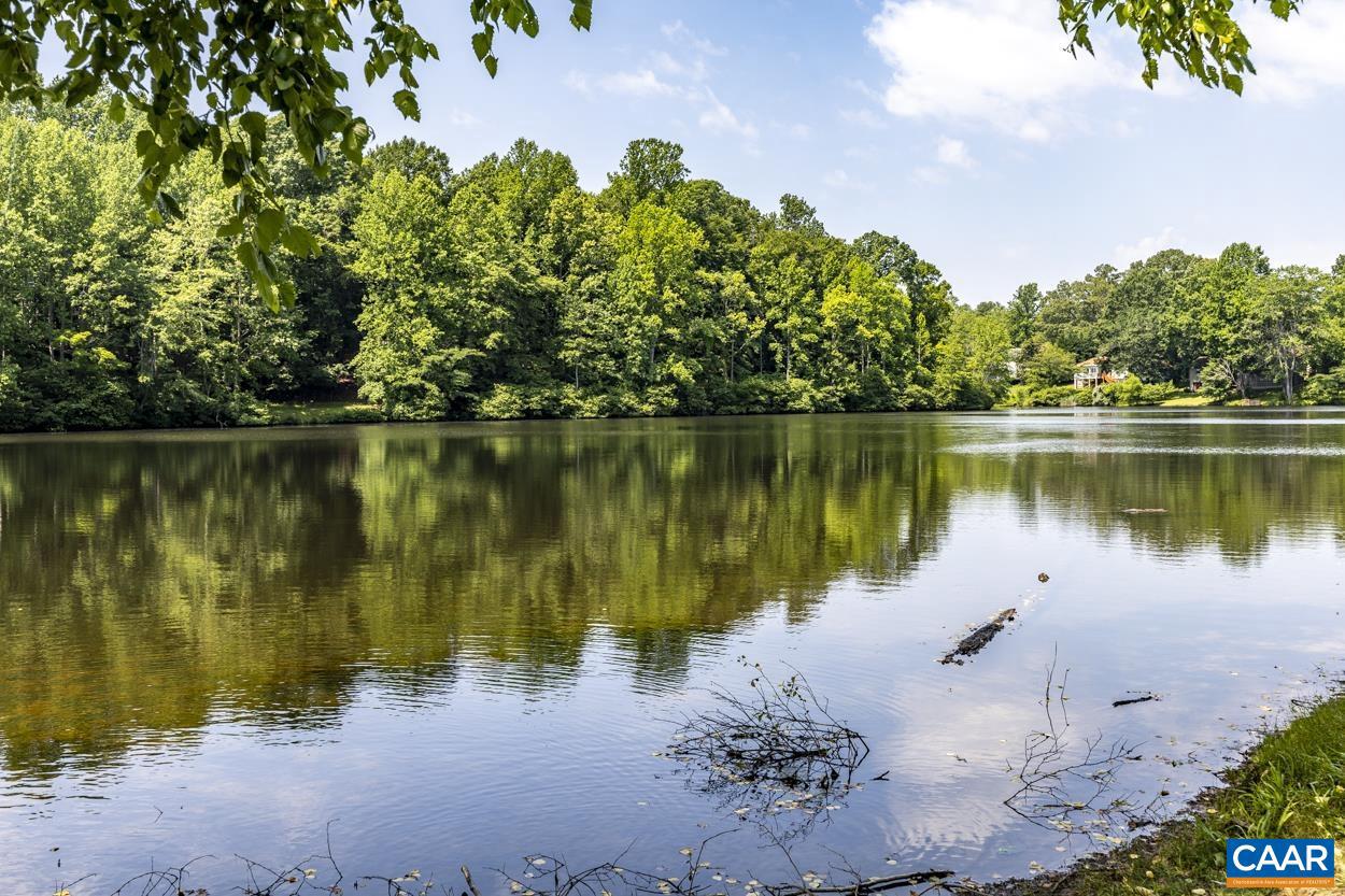 HOLLYMEAD - Residential