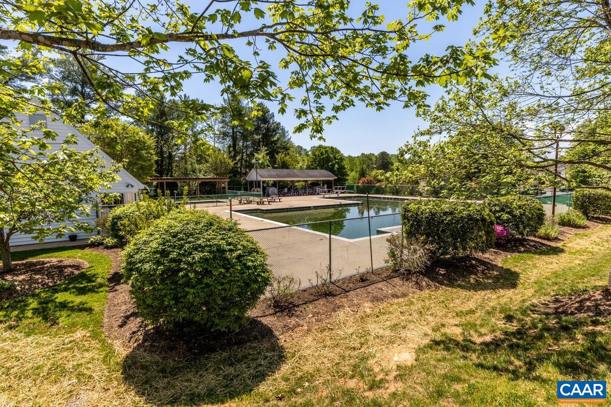 HOLLYMEAD - Residential