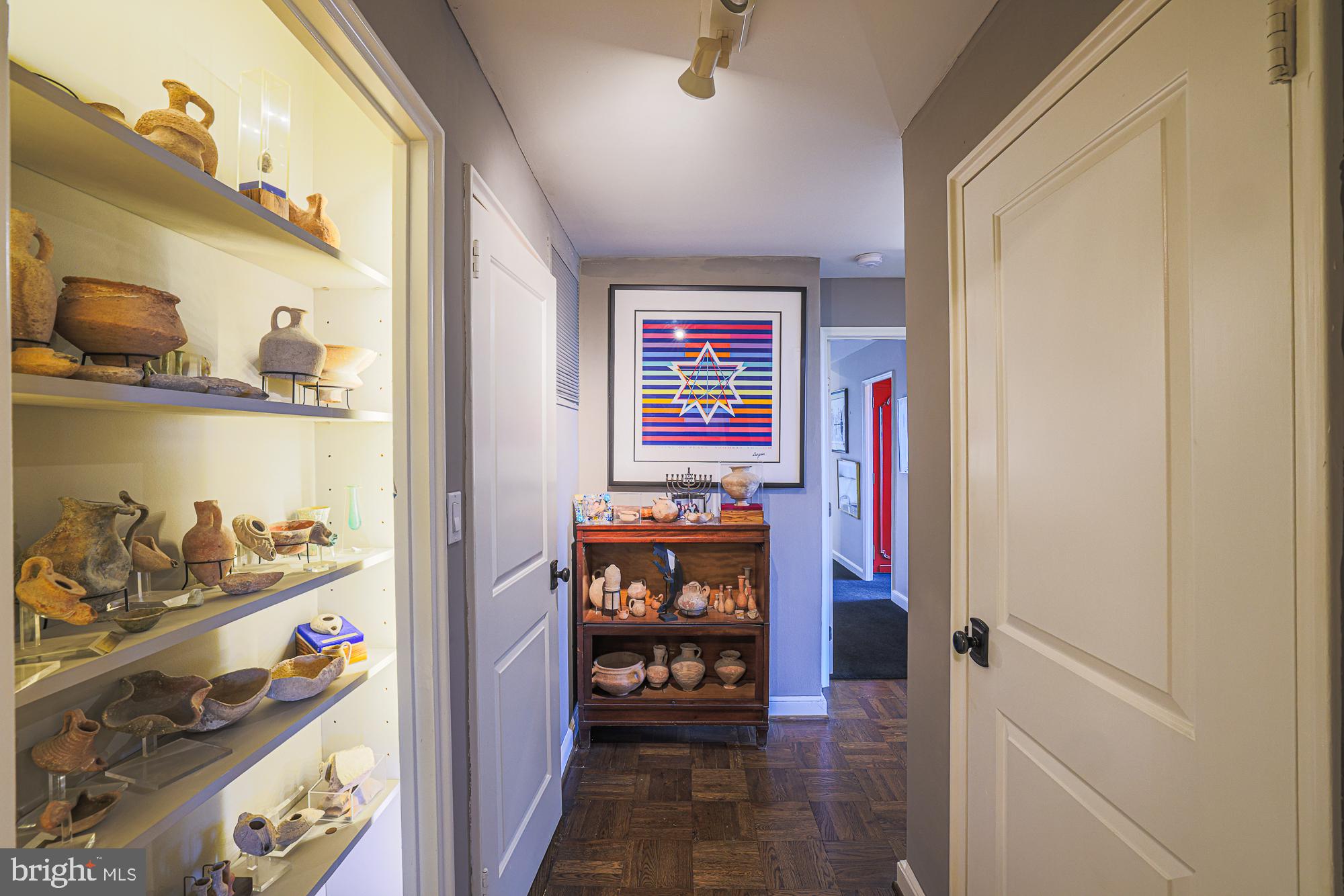 11 SLADE AVENUE 702