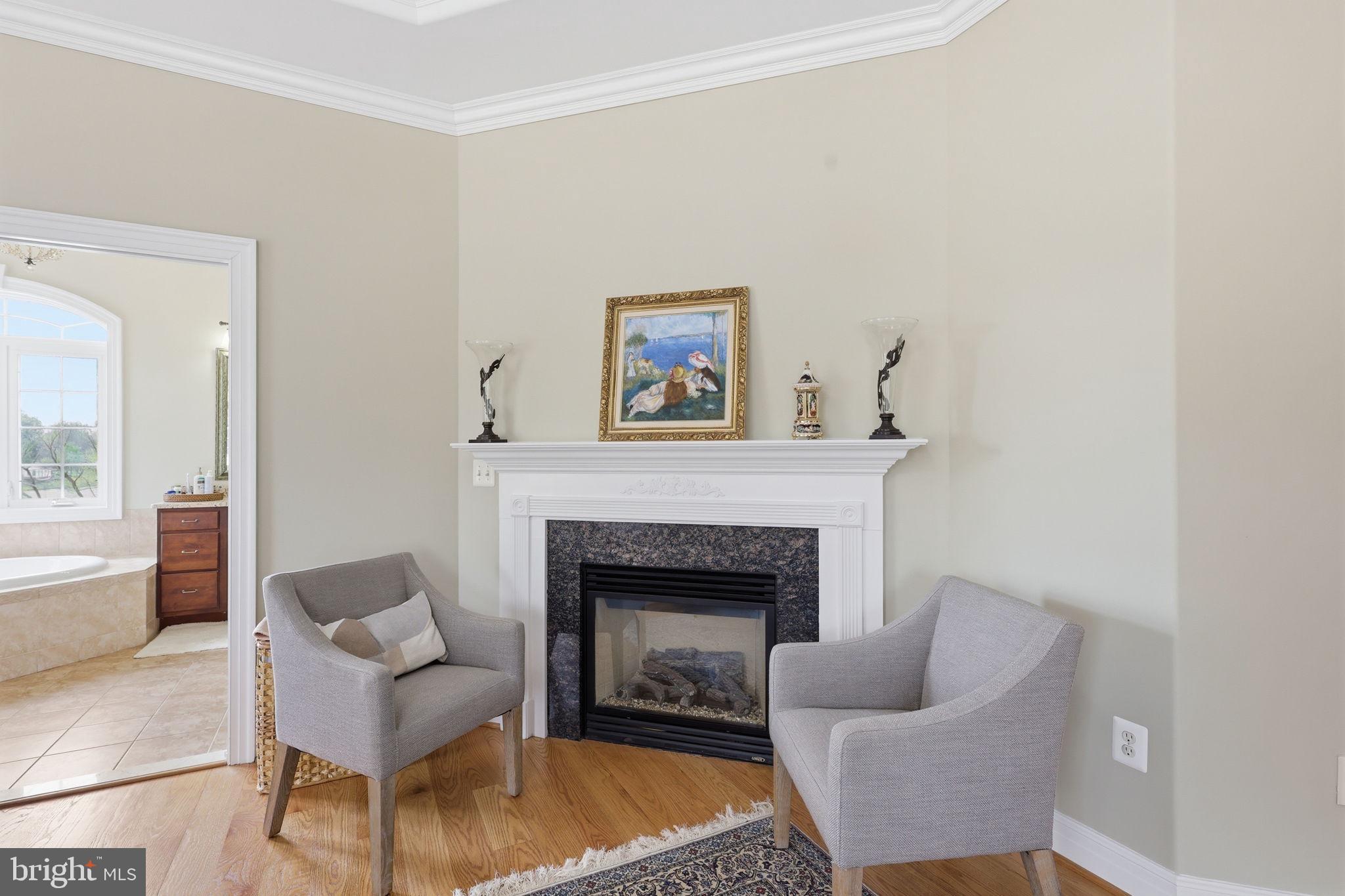 SEVEN LAKES - Residential