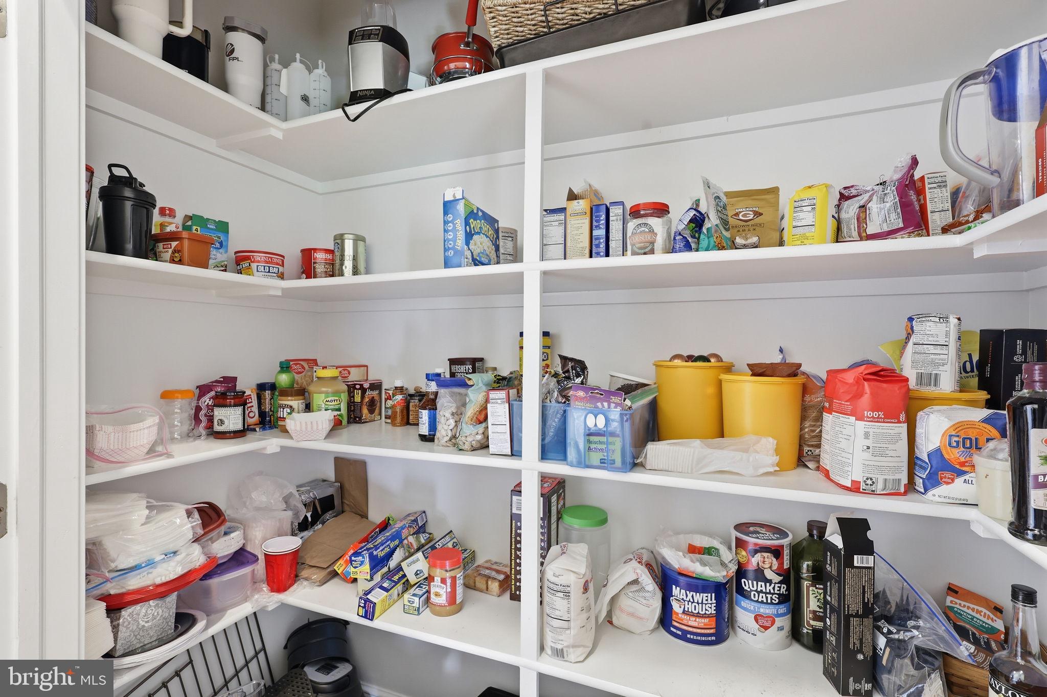 SEVEN LAKES - Residential