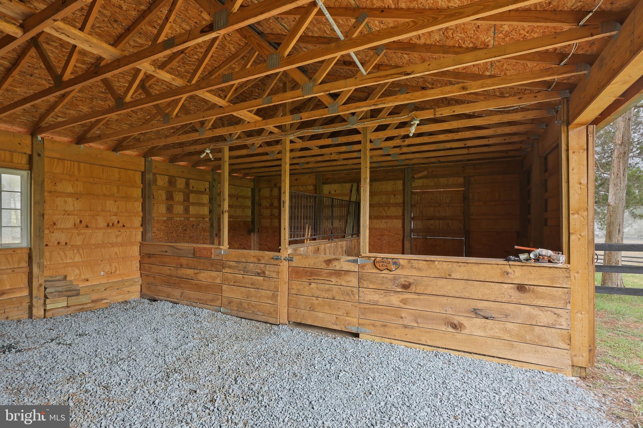 SEVEN LAKES - Residential