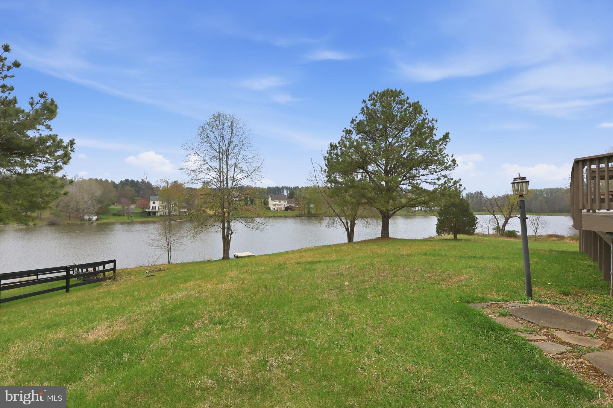 SEVEN LAKES - Residential