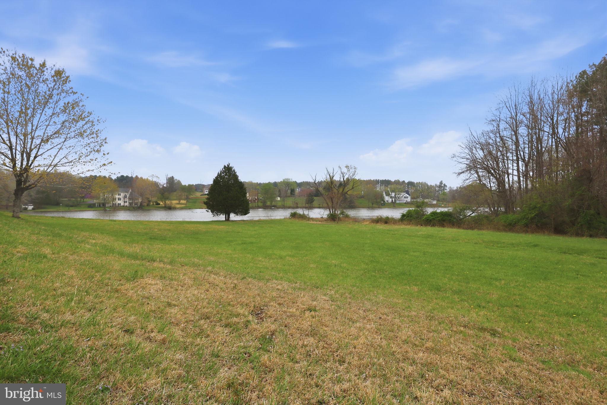 SEVEN LAKES - Residential